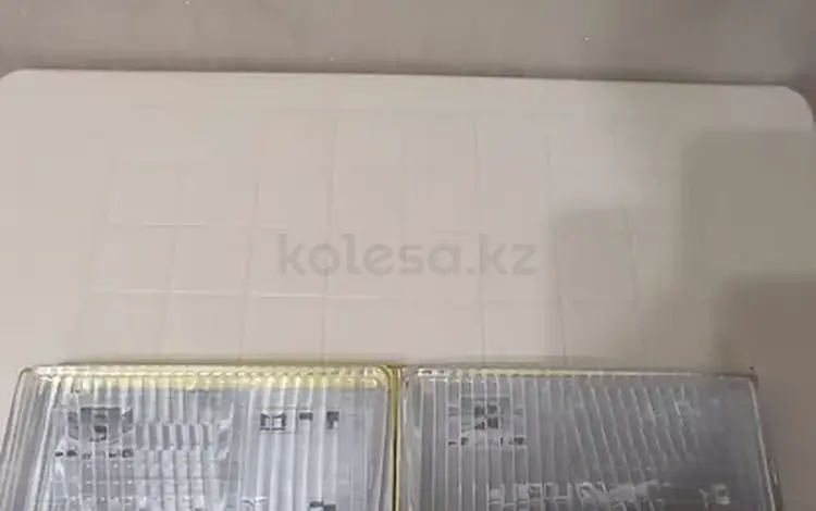 Стекла стекло противотуманные на bmw е 34 за 3 500 тг. в Алматы