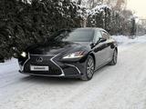 Lexus ES 250 2021 года за 18 500 000 тг. в Алматы – фото 4