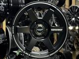 Усиленные RAYS диски R18 6x139.7 в наличии Астана! за 331 000 тг. в Астана – фото 2