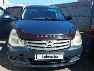 Nissan Almera