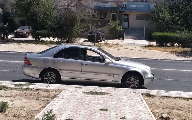 Mercedes-Benz C 180 2001 года за 2 800 000 тг. в Актау