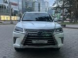 Lexus LX 570 2021 годаүшін54 000 000 тг. в Алматы – фото 2