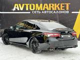 Toyota Camry 2021 года за 15 350 000 тг. в Атырау – фото 5