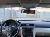 Volkswagen Passat 2012 года за 6 000 000 тг. в Атырау – фото 5