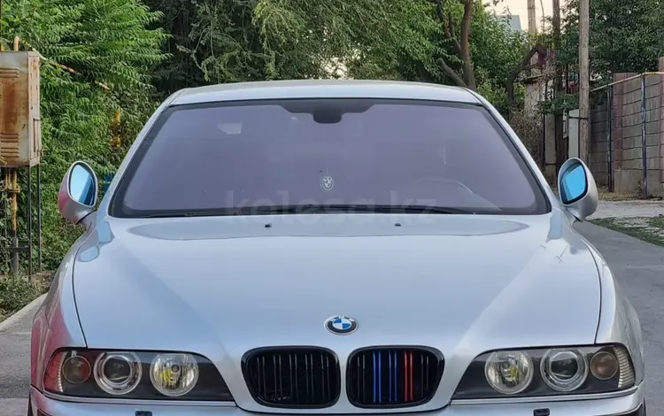 BMW 530 2001 годаfor6 800 000 тг. в Шымкент