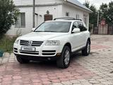 Volkswagen Touareg 2004 годаүшін5 700 000 тг. в Алматы