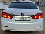 Toyota Camry 2014 годаfor10 200 000 тг. в Жанаозен – фото 2