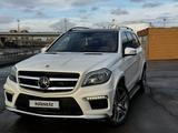 Mercedes-Benz GL 63 AMG 2013 года за 25 000 000 тг. в Астана