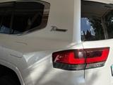 Toyota Land Cruiser 2021 года за 49 000 000 тг. в Астана – фото 4