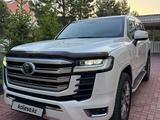 Toyota Land Cruiser 2021 года за 49 000 000 тг. в Астана