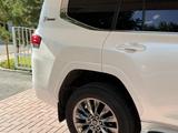 Toyota Land Cruiser 2021 года за 49 000 000 тг. в Астана – фото 5
