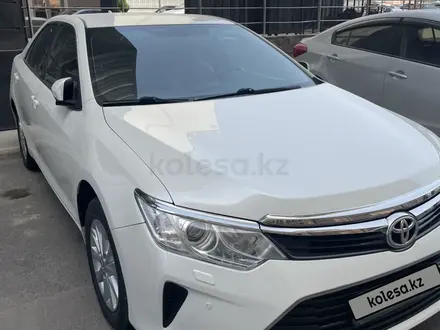 Toyota Camry 2017 года за 12 450 000 тг. в Актау – фото 3