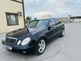 Mercedes-Benz E 320 2005 годаүшін3 600 000 тг. в Актау