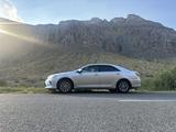 Toyota Camry 2017 годаүшін10 400 000 тг. в Караганда – фото 3