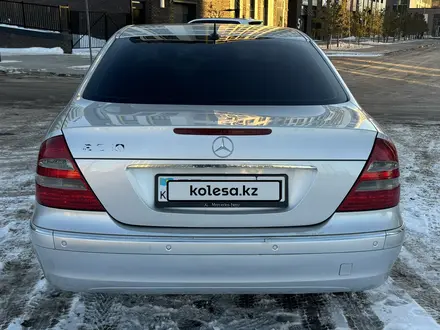 Mercedes-Benz E 240 2003 года за 5 100 000 тг. в Астана – фото 6