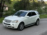 Mercedes-Benz ML 500 2009 годаүшін11 500 000 тг. в Алматы – фото 2