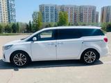 Kia Carnival 2019 года за 13 000 000 тг. в Алматы – фото 4