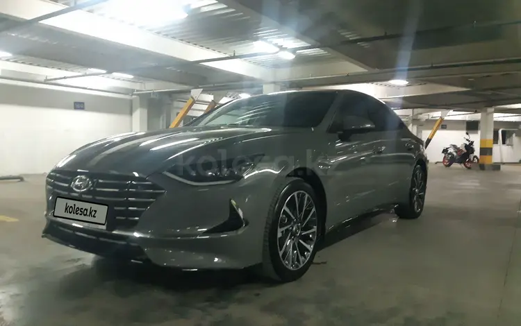 Hyundai Sonata 2022 годаүшін13 500 000 тг. в Алматы