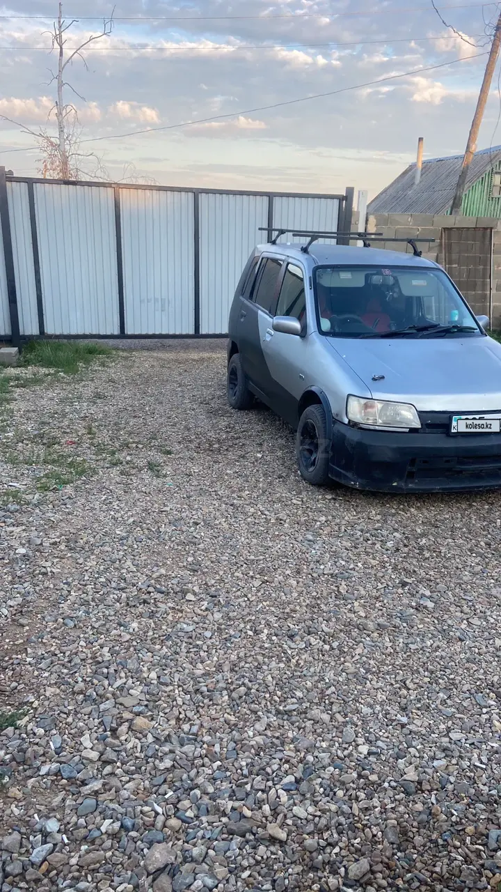 Nissan Cube, 1998