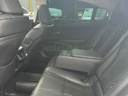 Lexus ES 350 2020 года за 23 500 000 тг. в Шымкент – фото 10