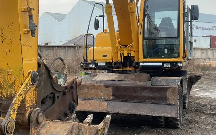 Hyundai  R210W 2008 года за 25 000 000 тг. в Астана