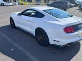 Ford Mustang 2015 года за 10 500 000 тг. в Аксай – фото 4