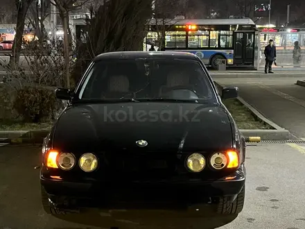 BMW 525 1994 года за 2 700 000 тг. в Алматы – фото 3