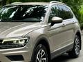 Volkswagen Tiguan 2018 годаүшін11 800 000 тг. в Алматы – фото 10