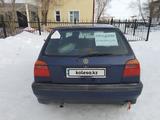 Volkswagen Golf 1993 года за 1 300 000 тг. в Астана – фото 2