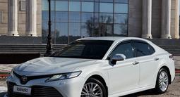 Toyota Camry 2021 года за 14 500 000 тг. в Петропавловск – фото 2