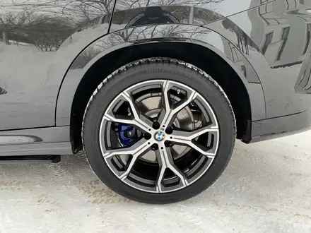 BMW X6 2021 года за 39 800 000 тг. в Караганда – фото 15