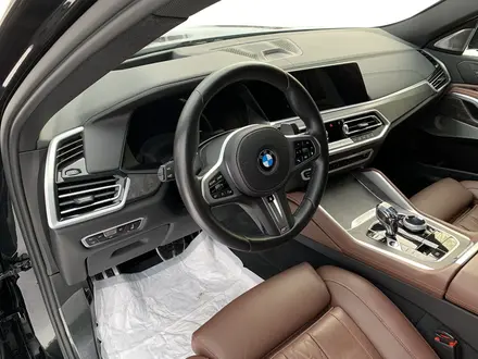 BMW X6 2021 года за 39 800 000 тг. в Караганда – фото 42