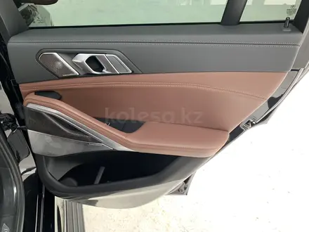 BMW X6 2021 года за 39 800 000 тг. в Караганда – фото 75