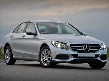 Стекла Фар Mercedes Benz W205/Мерседес W205 за 25 000 тг. в Астана