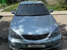 Toyota Camry, 2005