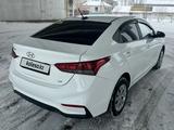 Hyundai Solaris 2018 года за 6 500 000 тг. в Актобе – фото 5