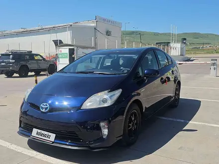 Toyota Prius 2014 года за 3 800 000 тг. в Алматы – фото 2