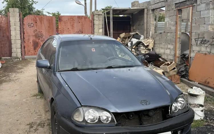 Toyota Avensis 1999 года за 1 300 000 тг. в Павлодар