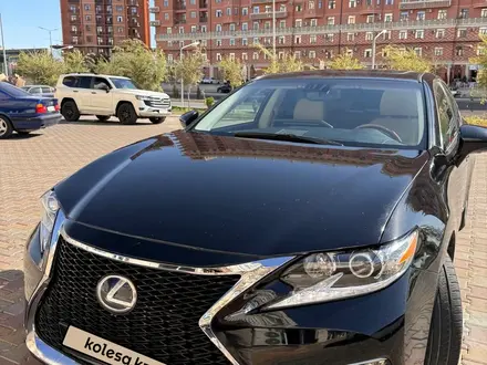 Lexus ES 300h 2014 года за 9 900 000 тг. в Актау – фото 13