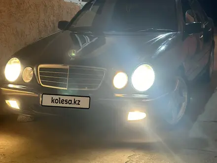 Mercedes-Benz E 320 2000 года за 3 800 000 тг. в Тараз – фото 15