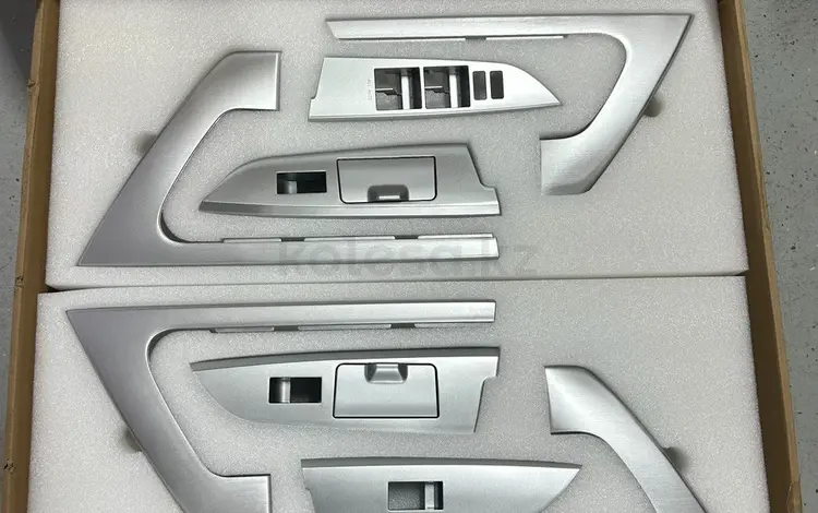Накладки салона LC200 2008-2021 за 50 000 тг. в Астана