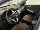 Hyundai Solaris 2012 года за 2 900 000 тг. в Атырау – фото 3