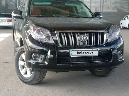 Toyota Land Cruiser Prado 2011 года за 14 300 000 тг. в Семей