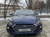 Hyundai Elantra 2018 годаfor7 700 000 тг. в Алматы