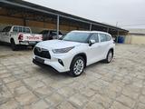 Toyota Highlander 2025 года за 31 500 000 тг. в Актау