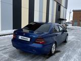 Mercedes-Benz C 180 2003 годаүшін2 700 000 тг. в Астана – фото 4