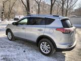 Toyota RAV4 2017 года за 10 777 000 тг. в Павлодар – фото 4