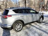 Toyota RAV4 2017 года за 10 777 000 тг. в Павлодар – фото 5