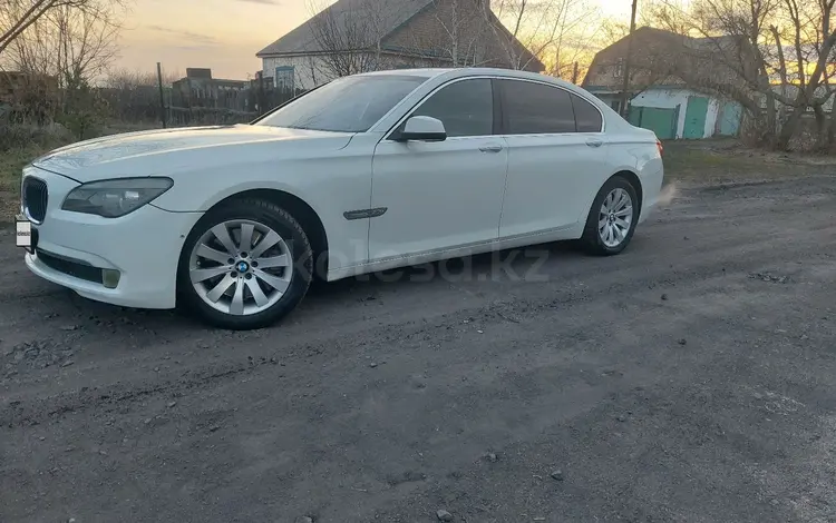 BMW 750 2010 года за 8 000 000 тг. в Караганда