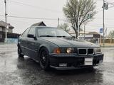 BMW 320 1994 года за 2 000 000 тг. в Алматы – фото 2